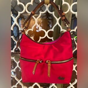 DOONEY & BOURKE RED NYLON AND VACHETTA LEATHER HAND/SHOULDER BAG (NEW CONDITION)